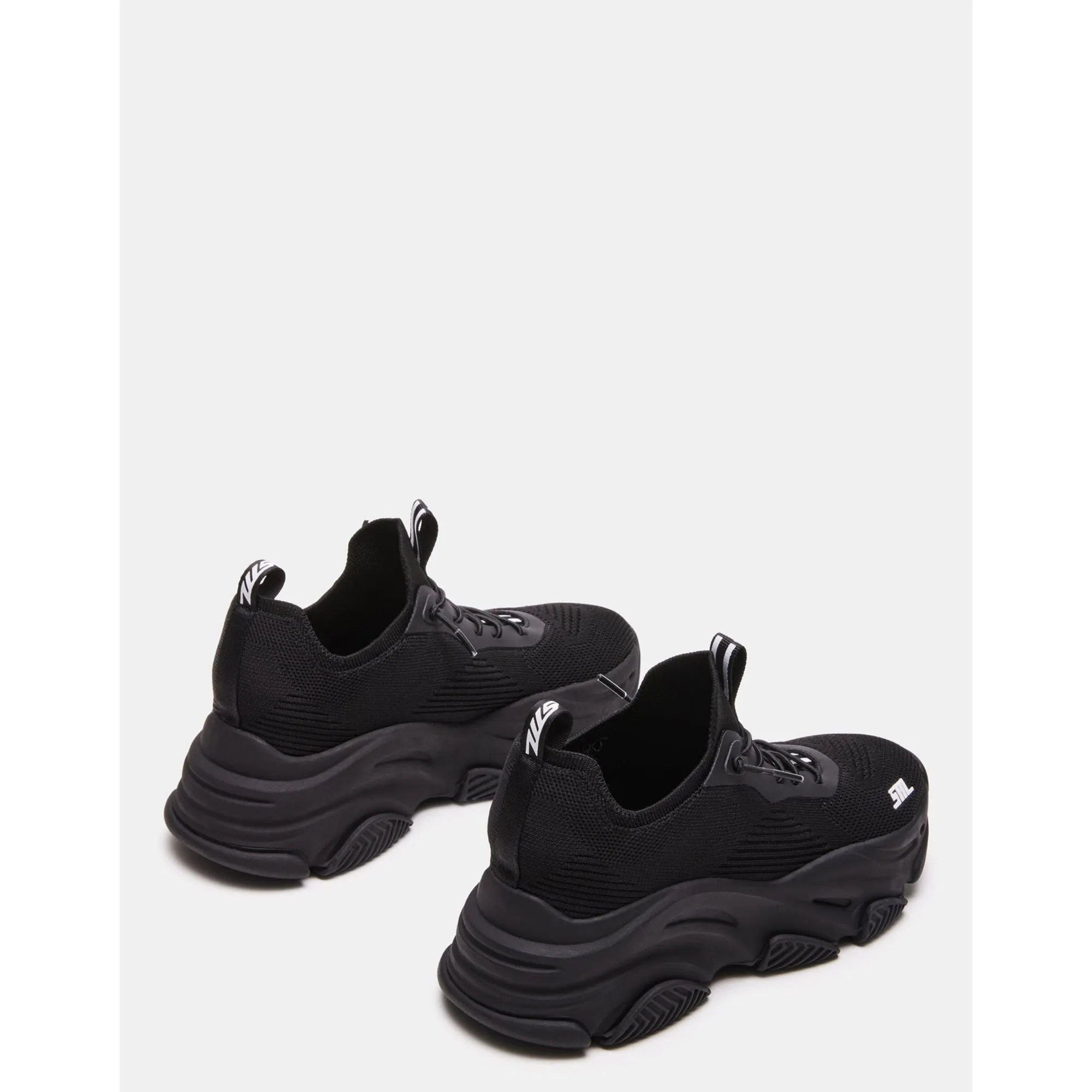 Reformation Vault Black/black