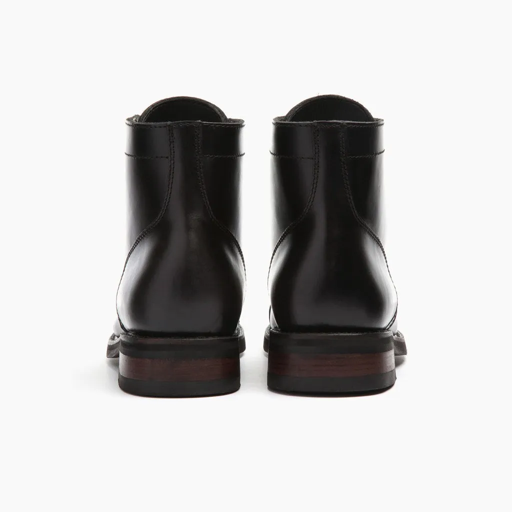 Thursday Captain | Black