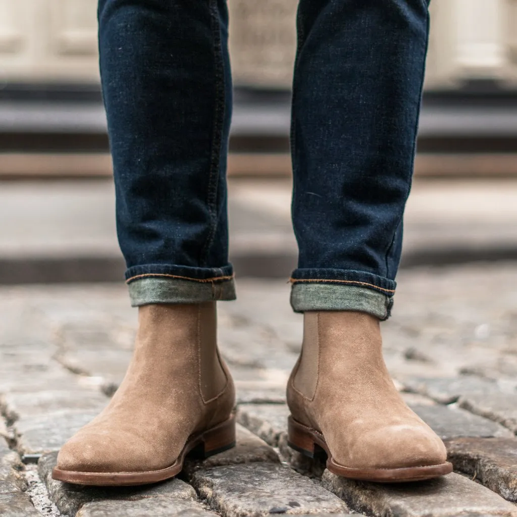 Thursday Cavalier | Sandstone