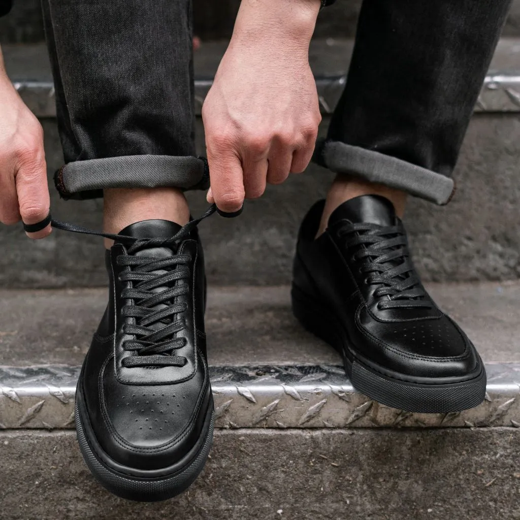 Thursday Court | Jet Black