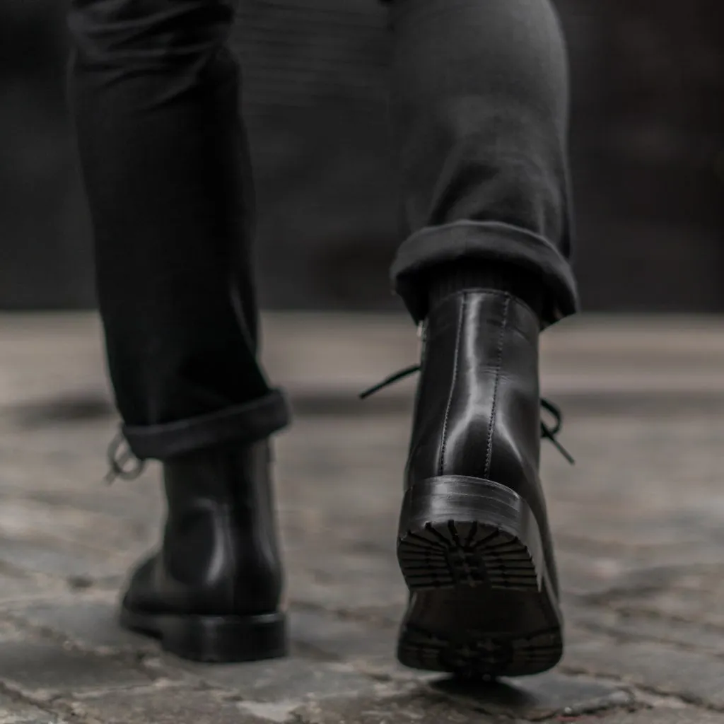 Thursday Major | Black