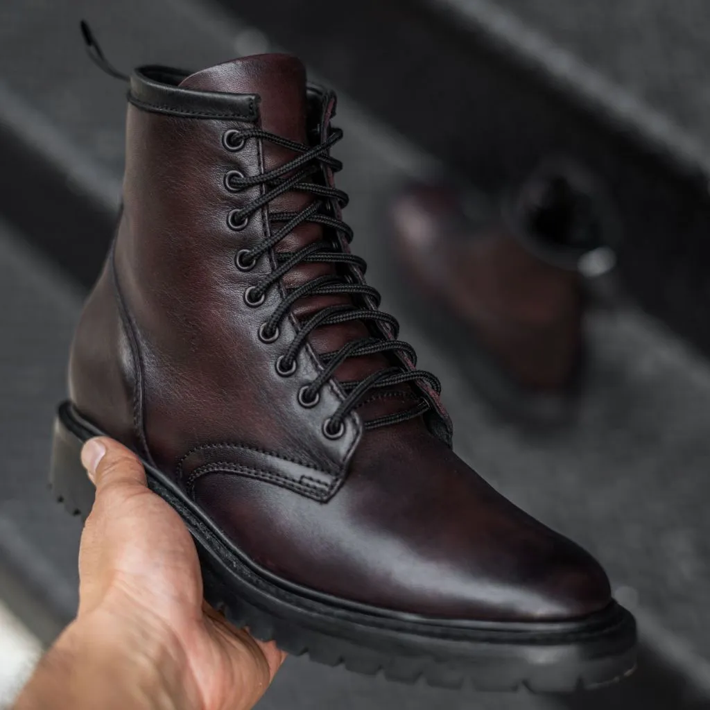 Thursday Stomper | Black Cherry