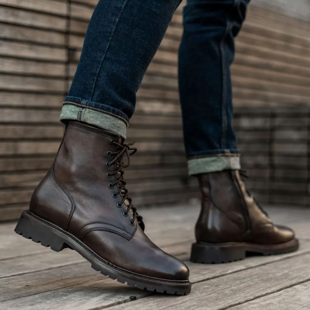 Thursday Stomper | Old English