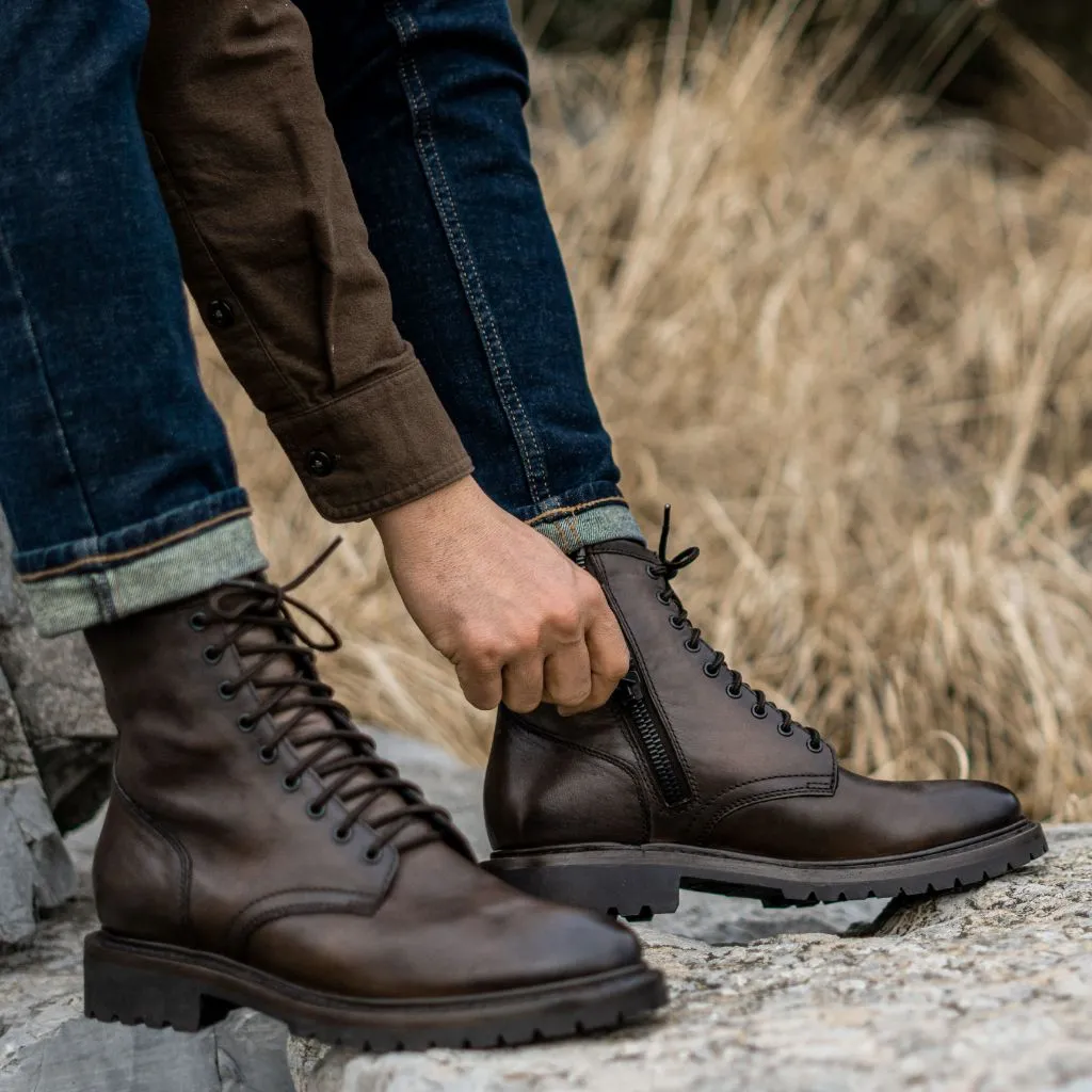 Thursday Stomper | Old English