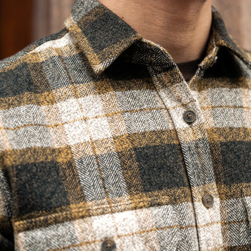 Thursday Summit Flannel Shirt | Tuscan Gold