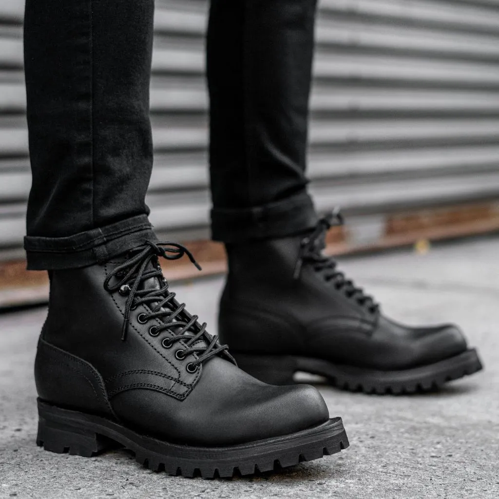 Thursday Thunder | Black