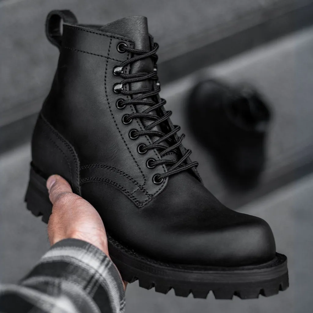 Thursday Thunder | Black